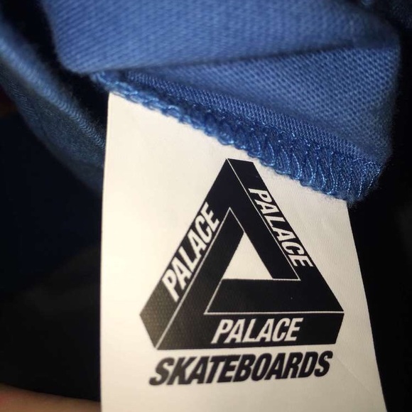 Palace Crewneck - Picture 4 of 5